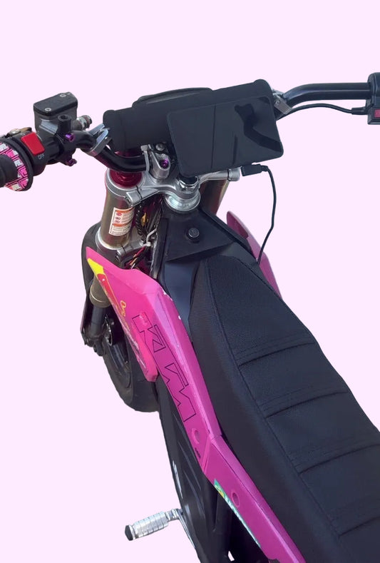Apple car play (all bikes)