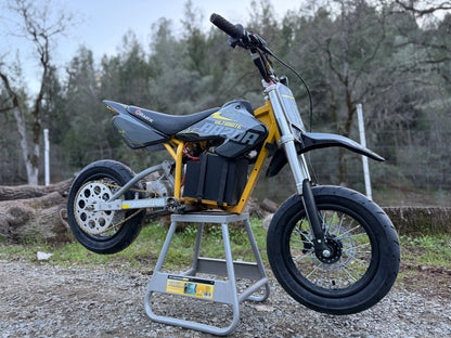 Razor supermoto wheel set